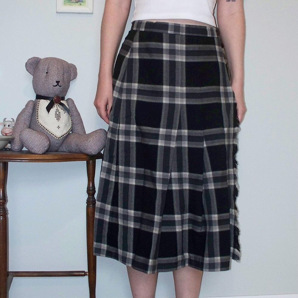 vintage white stag plaid skirt